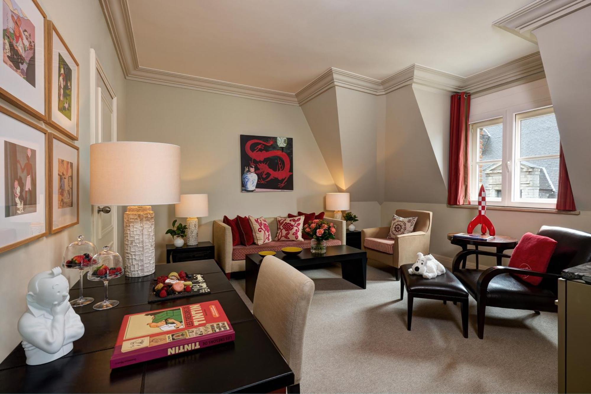 Rocco Forte Hotel Amigo Brussels Room photo A suite at the Mandarin Oriental London